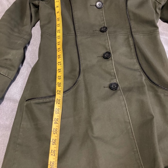 Coat - Picture 8 of 11